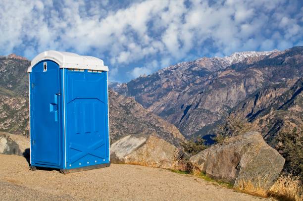 Portable Toilet Options We Offer in Roland, IA