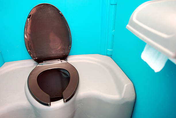 Best Portable toilet rental cost  in Roland, IA